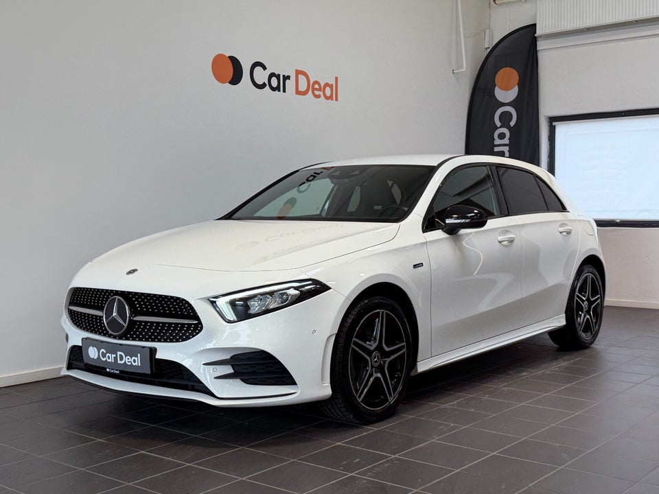 Mercedes A250 e billede