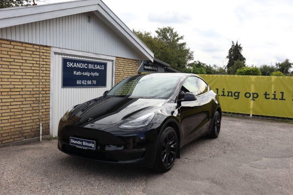 Tesla Model Y Long Range AWD
