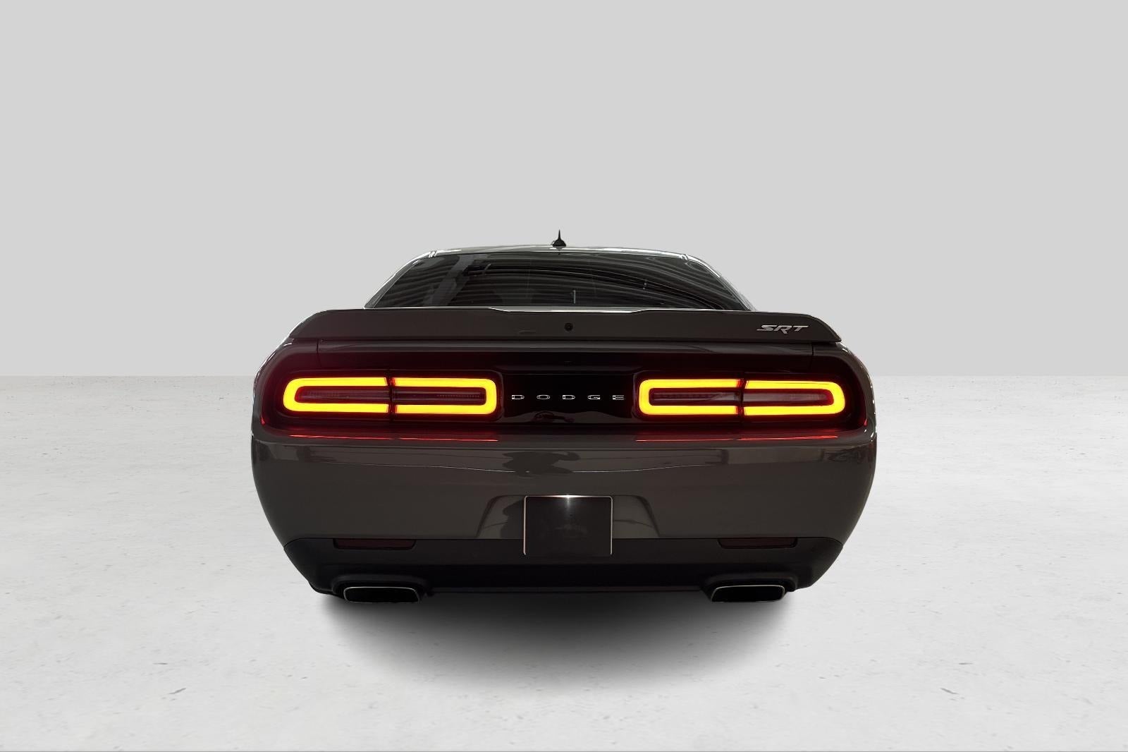 Dodge Challenger 6,4 SRT-8 aut.