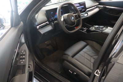 BMW i5 eDrive40 Sport Line