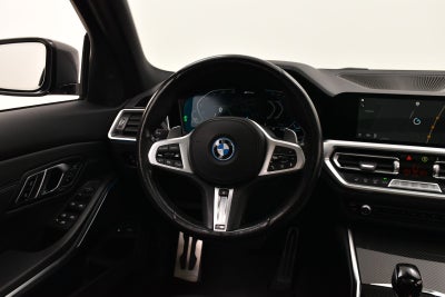 BMW 330e Touring M-Sport xDrive aut.