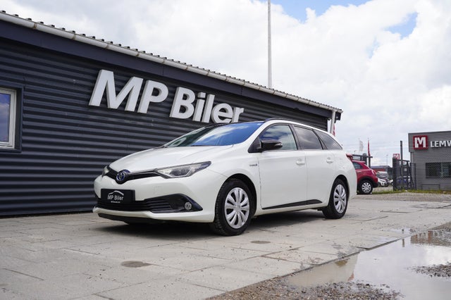 Toyota Auris 1,8 Hybrid H2 Comfort Touring Sports CVT