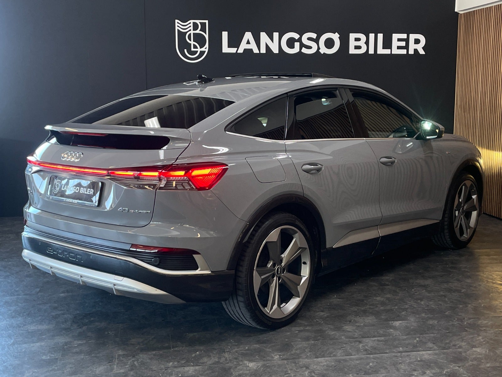 Billede af Audi Q4 e-tron 40 edition one S-line Sportback