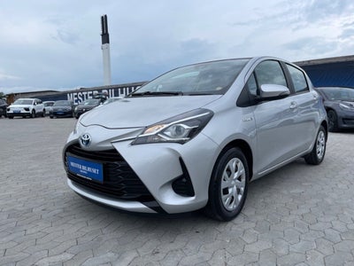 Toyota Yaris 1,5 Hybrid H2 e-CVT Benzin aut. Automatgear modelår 2020 km 68000 Sølvmetal nysynet kli