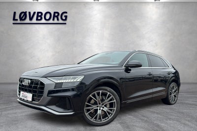 Audi Q8 50 TDi S-line quattro Tiptr. 5d