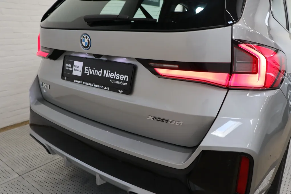 BMW iX1 xDrive30 M-Sport