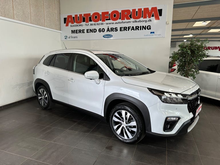 Suzuki S-Cross mHybrid Adventure