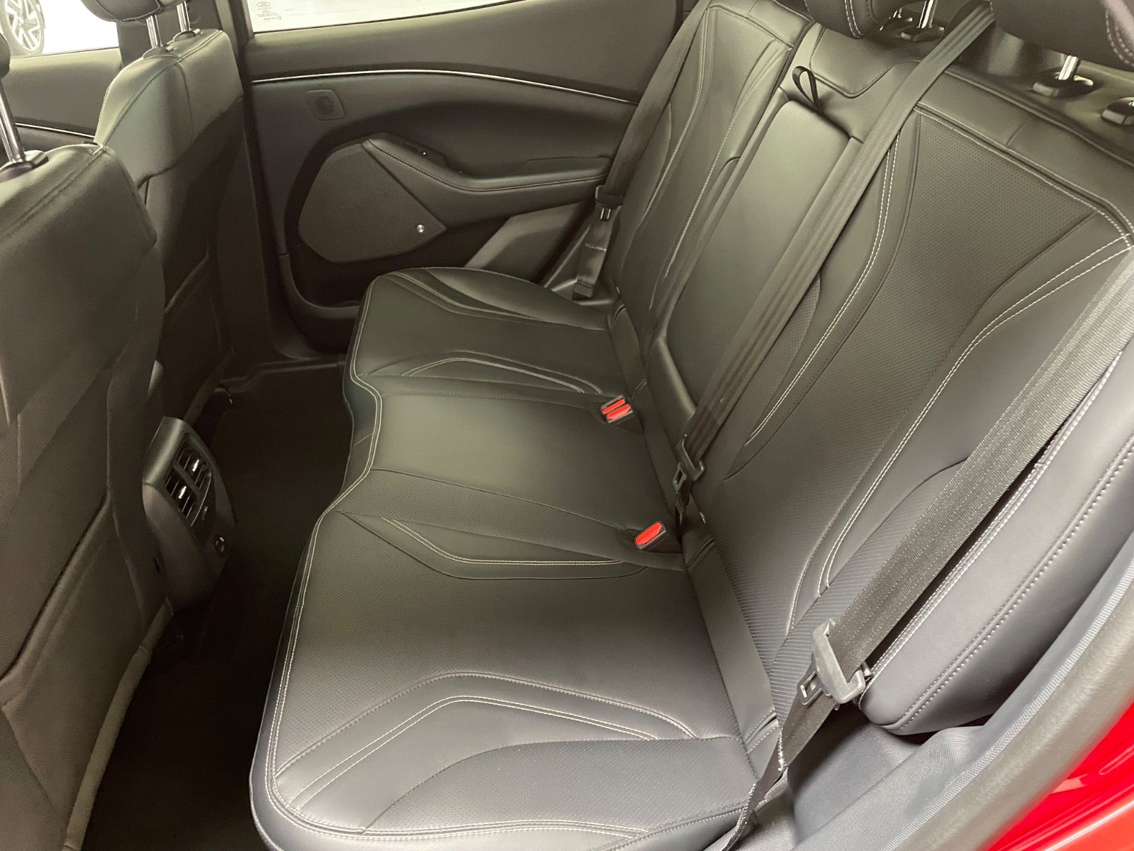 Billede af Ford Mustang Mach-E 88 Premium Extended Range