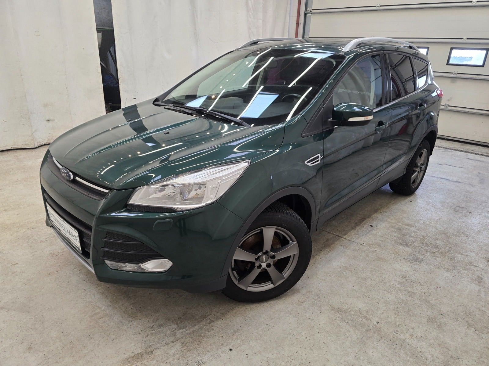 Ford Kuga SCTi 150 Titanium Van