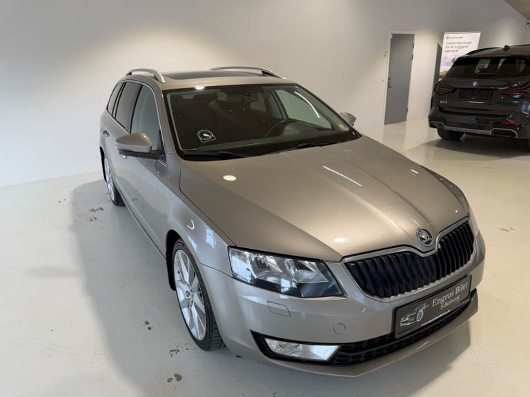 Skoda Octavia TDi 150 Elegance Combi DSG