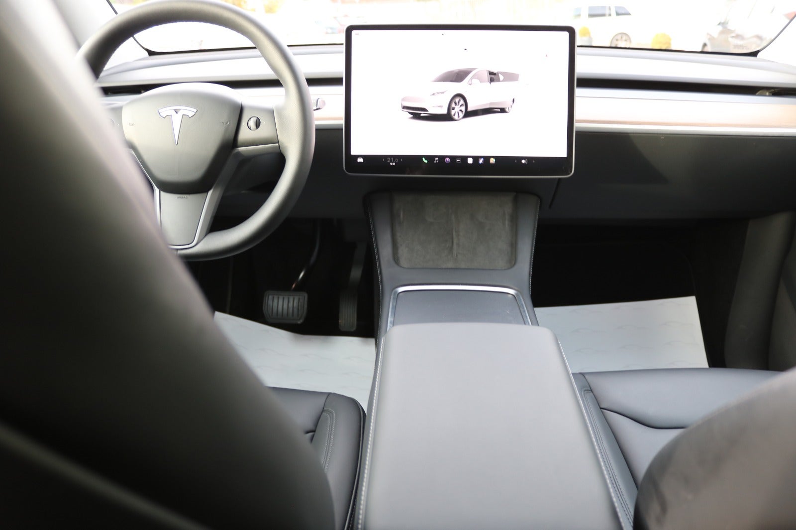 Tesla Model Y Long Range AWD