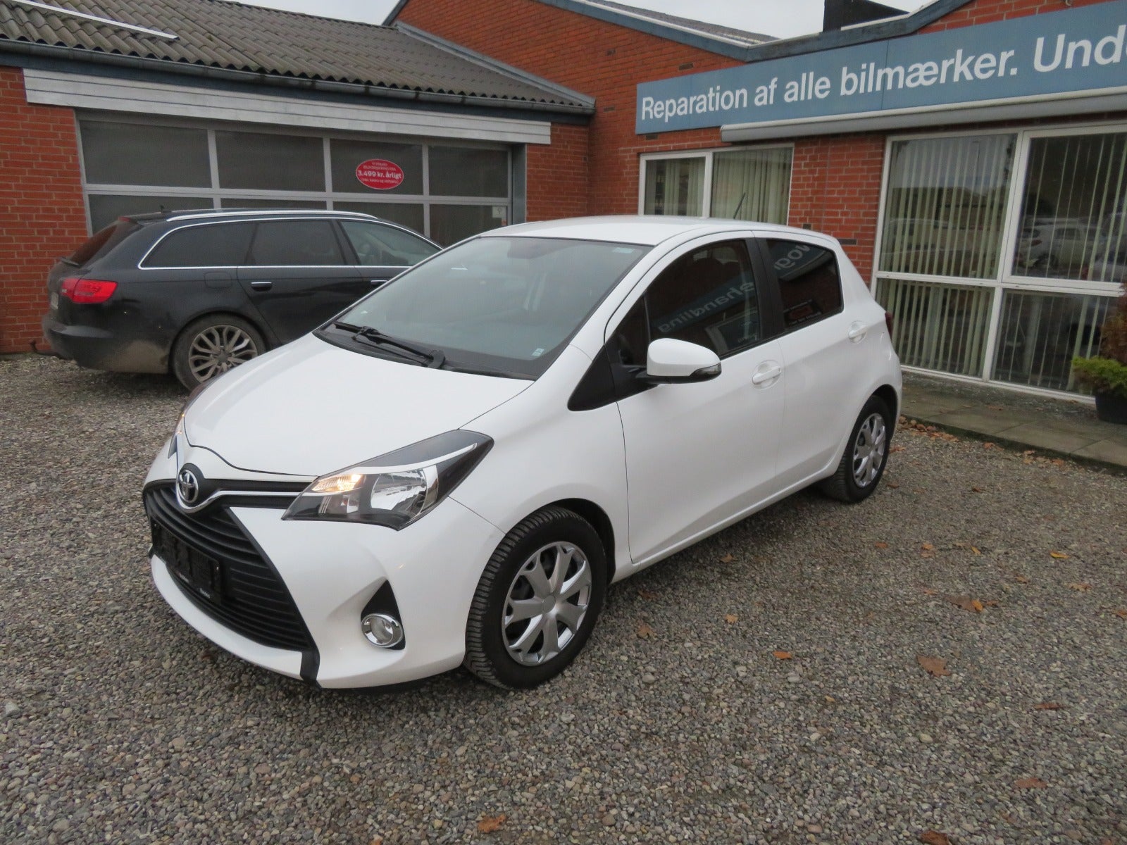 Toyota Yaris 2016