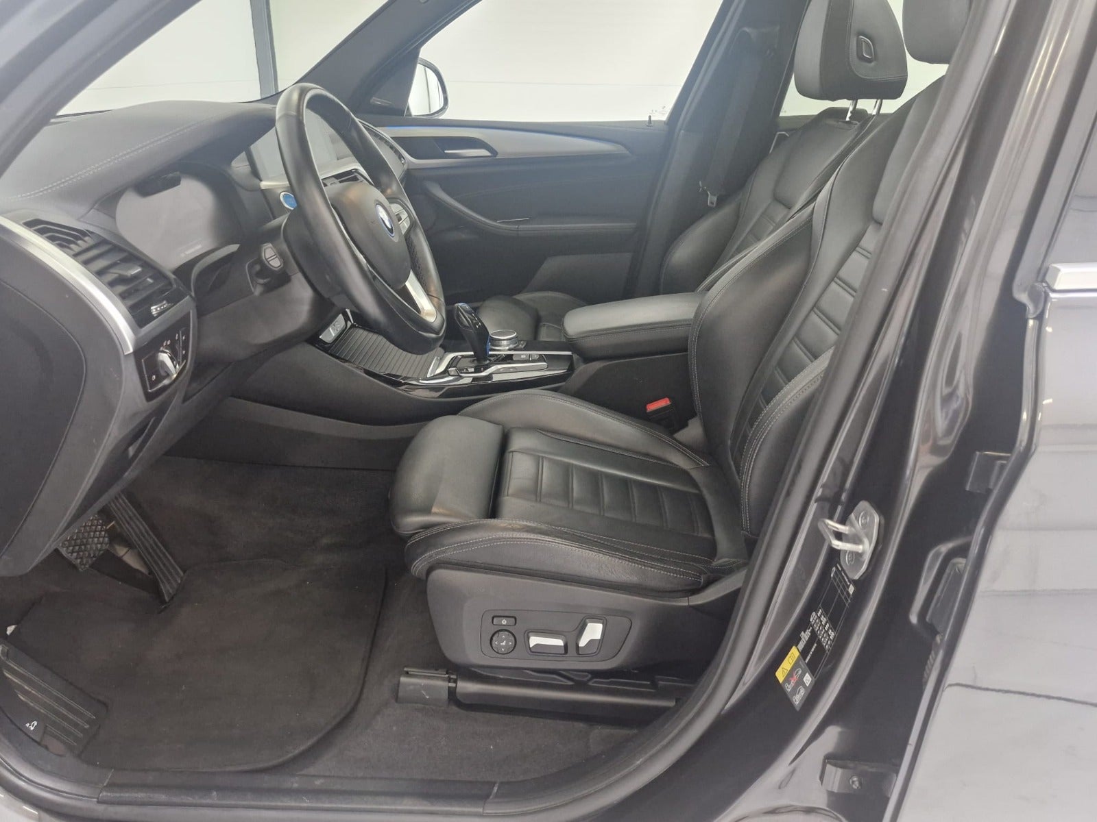 Billede af BMW iX3  Charged Plus