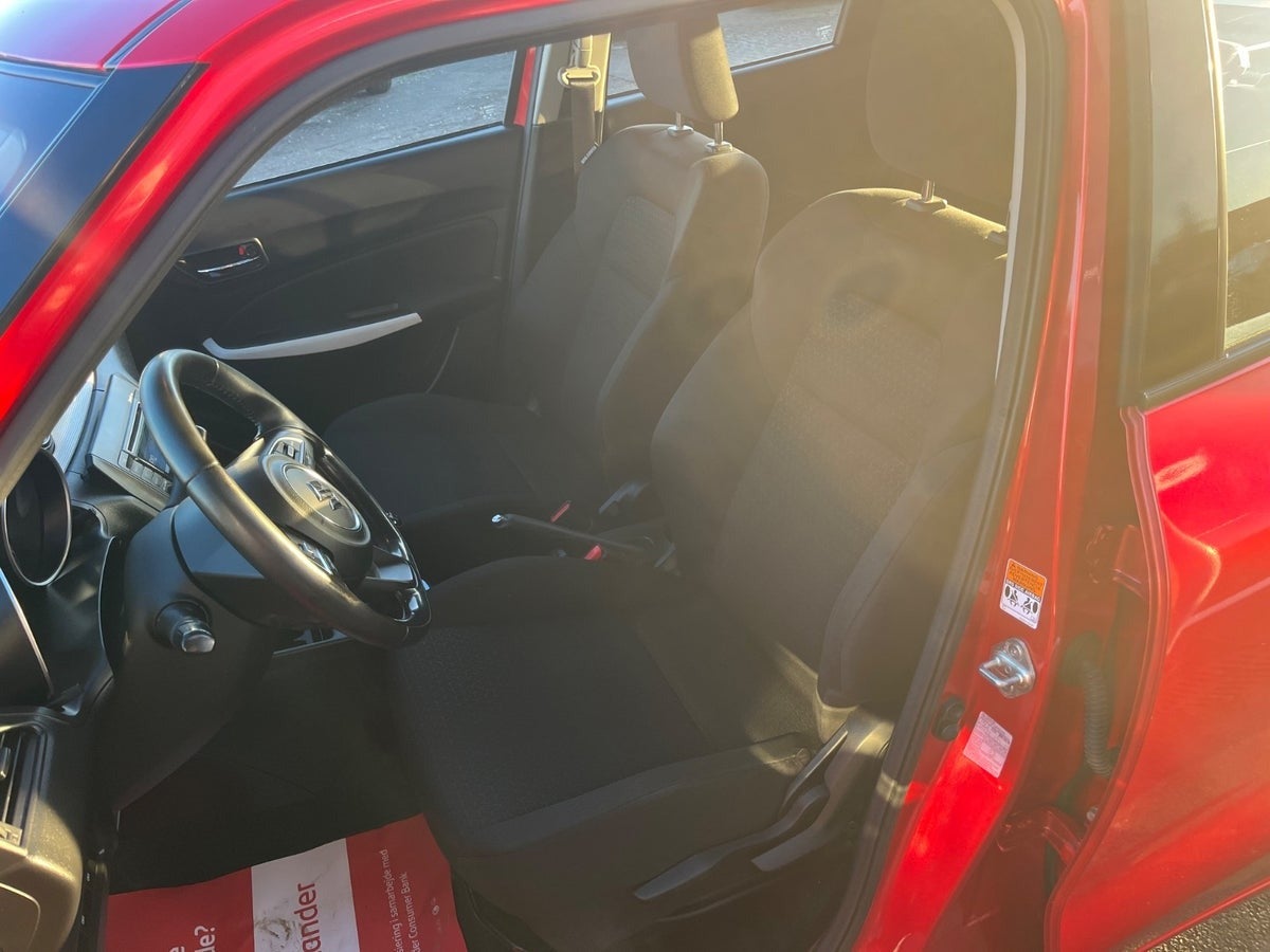 Billede af Suzuki Swift 1,2 Dualjet Club
