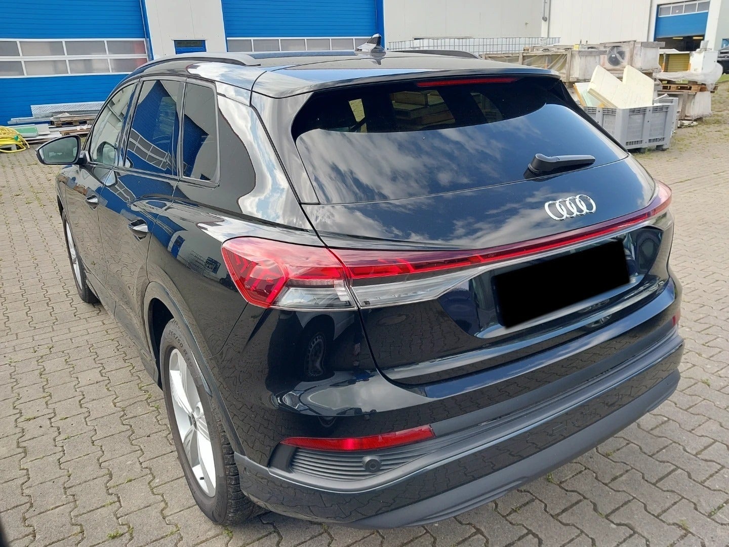 Audi Q4 e-tron Advanced