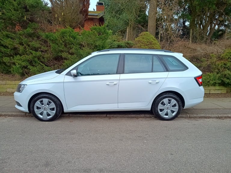 Skoda Fabia TSi 90 Ambition Combi