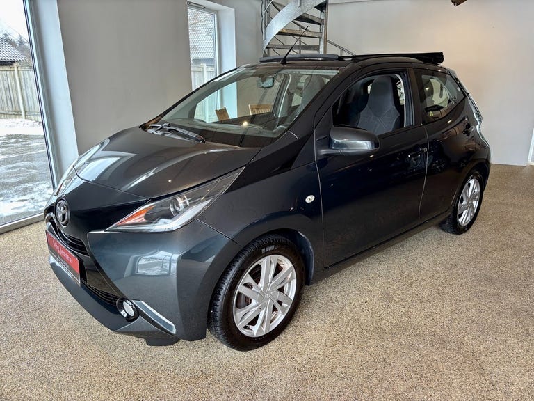 Toyota Aygo VVT-i x-wave Sky