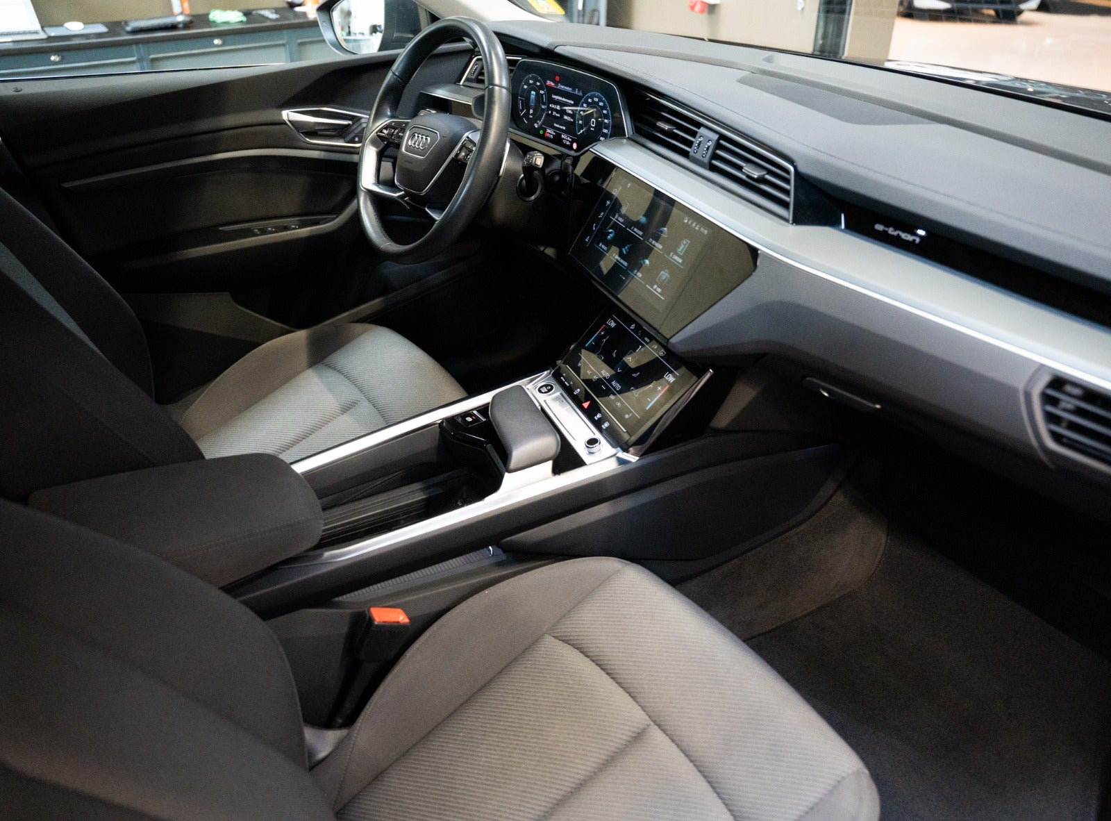 Billede af Audi Q8 e-tron 50 Prestige quattro