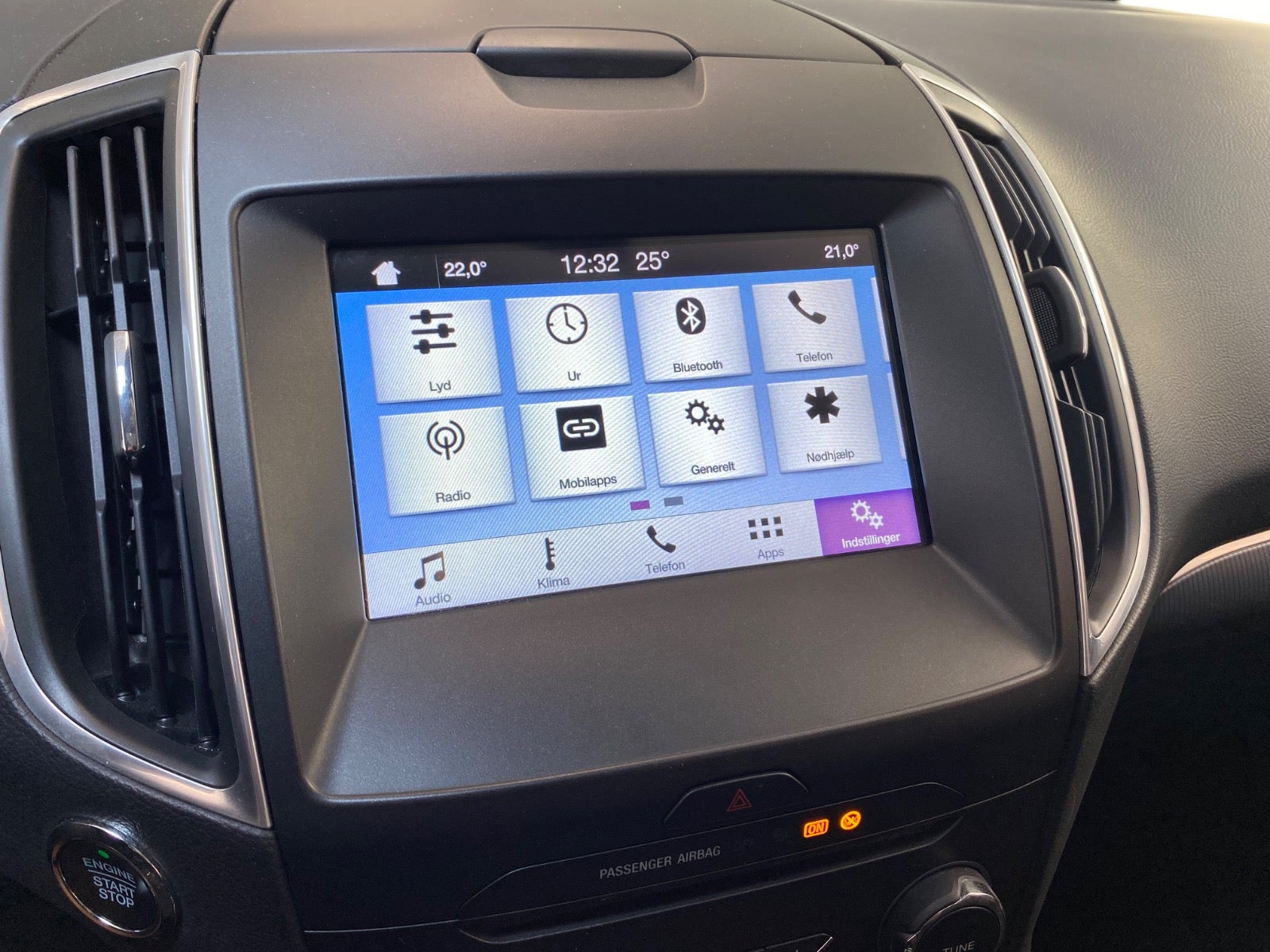 Ford S-MAX SCTi 160 Titanium 7prs – 18