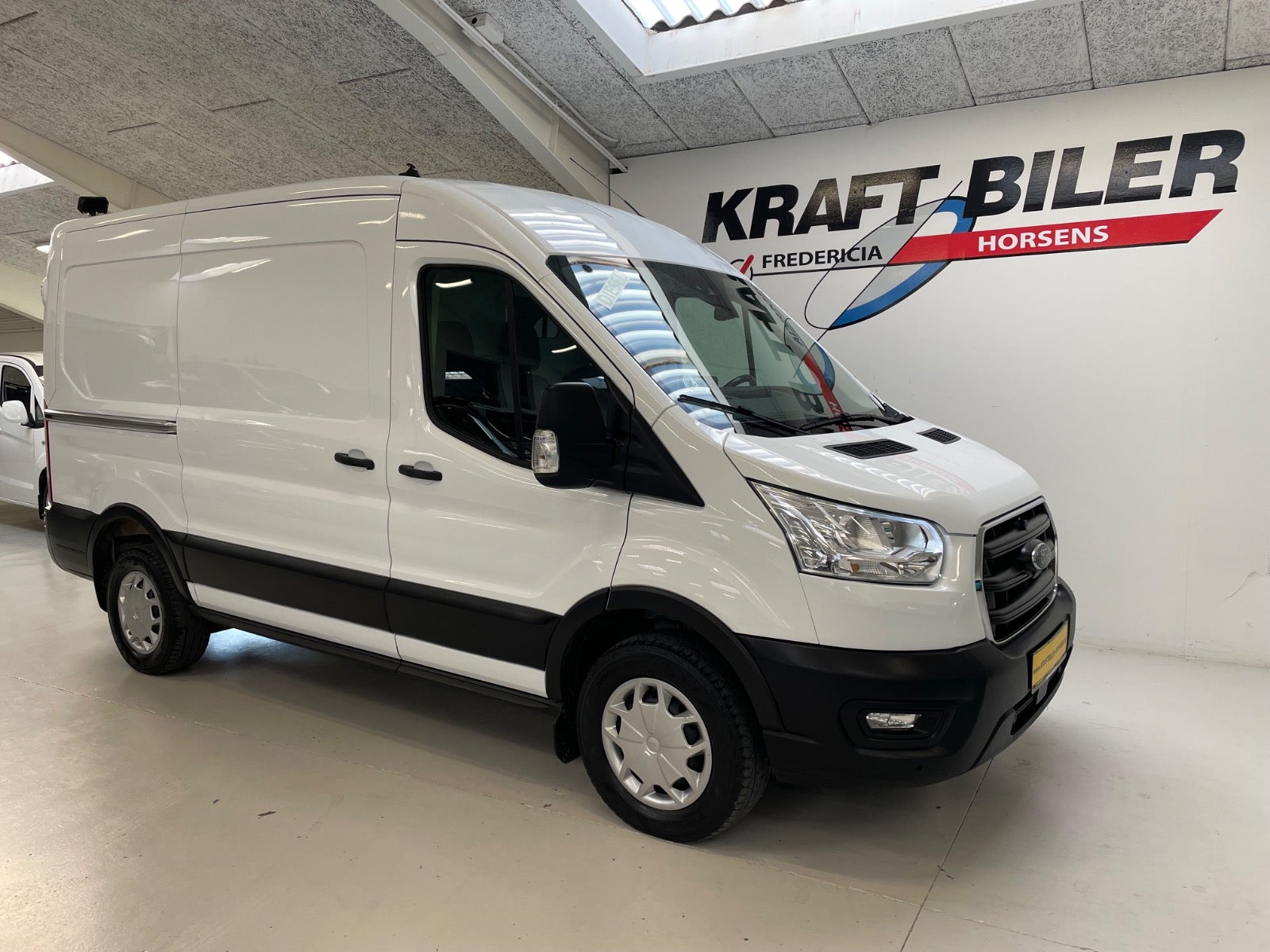 Billede af Ford Transit 350 L2 Van 2,0 TDCi 185 Trend H2 FWD