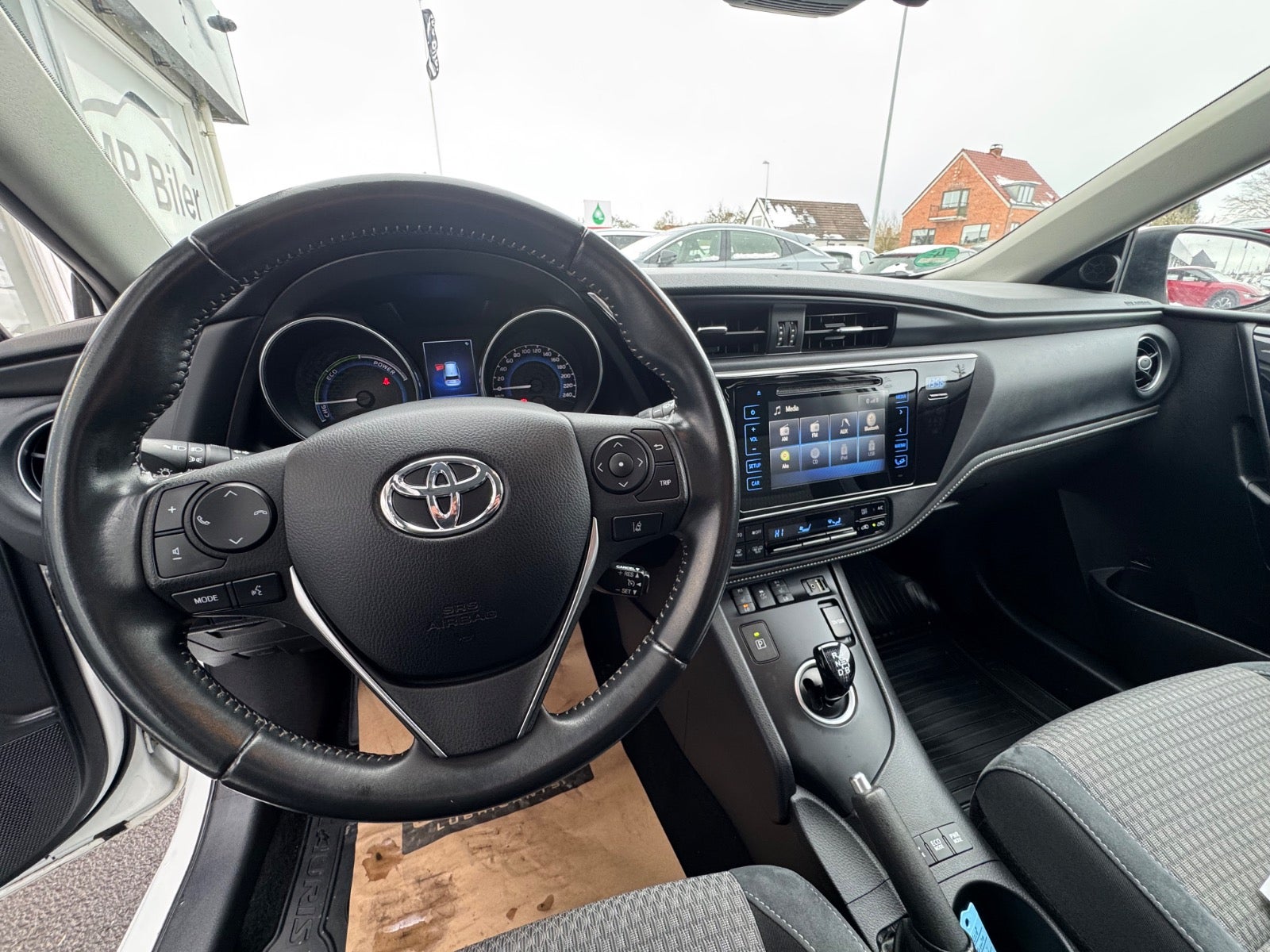 Billede af Toyota Auris 1,8 Hybrid H2 Comfort Touring Sports CVT