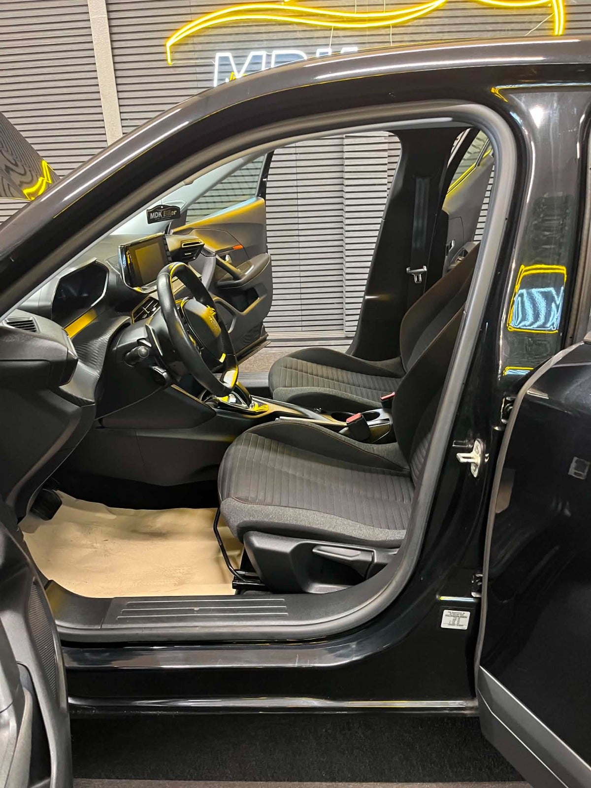 Billede af Peugeot 2008 1,2 PureTech 130 Active Limited EAT8
