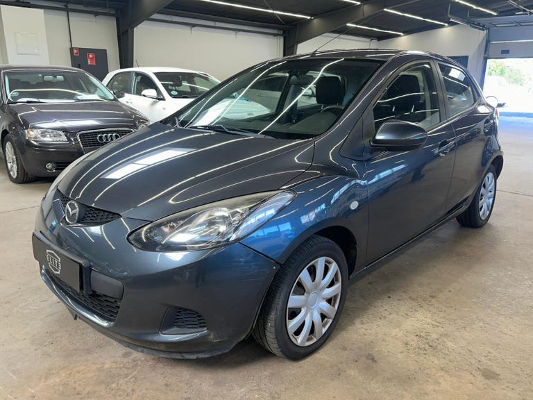 Mazda 2 Advance+