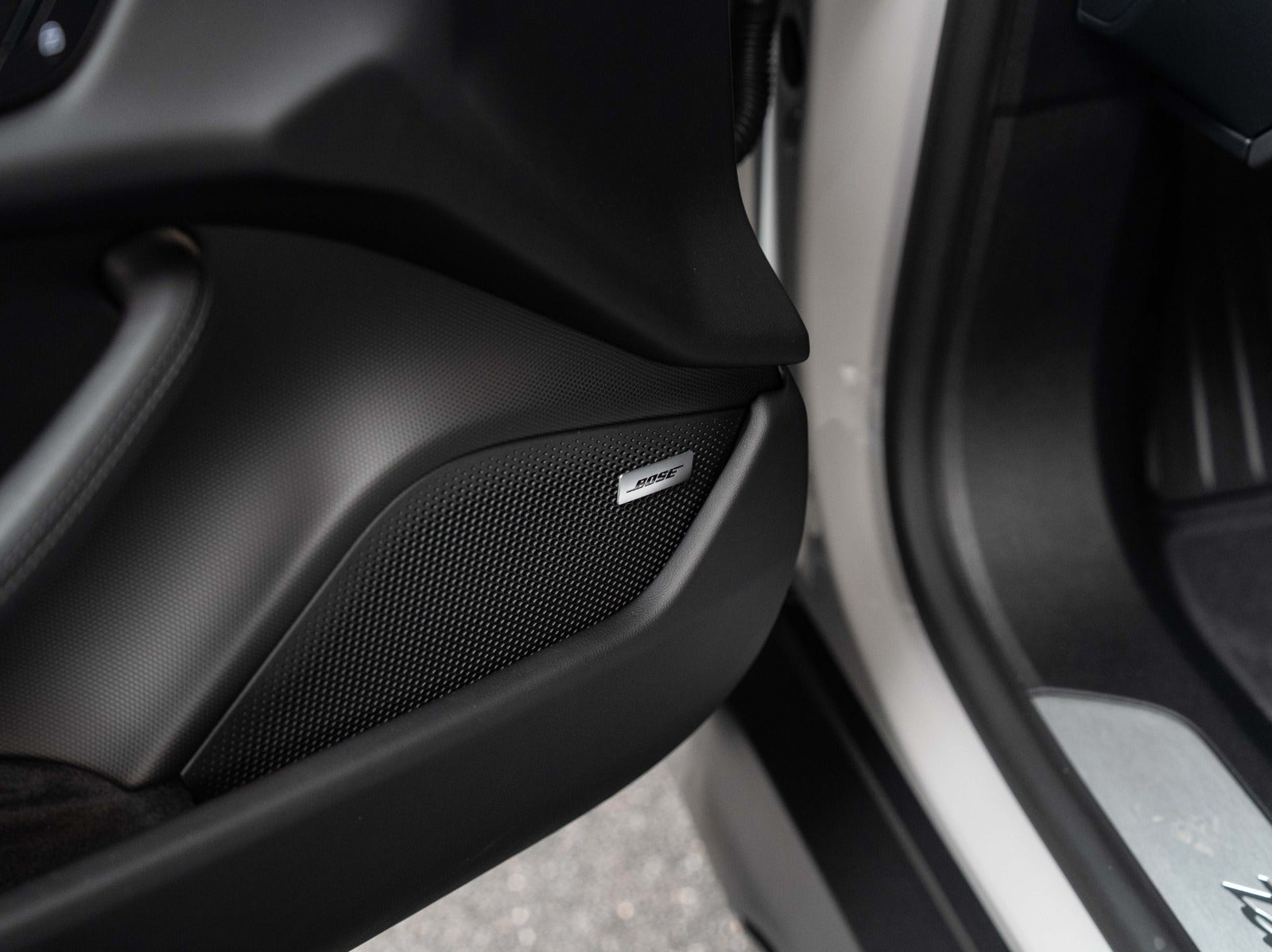 Gallery image 17 of 18