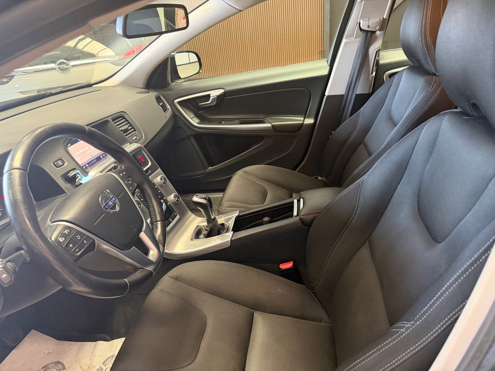 Volvo V60 CC D3 150 Kinetic - billede 11
