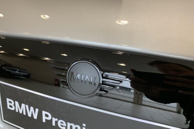 MINI Cooper SE Classic