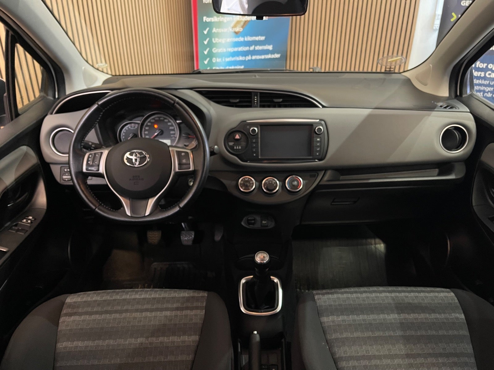 Billede af Toyota Yaris 1,0 VVT-i T2