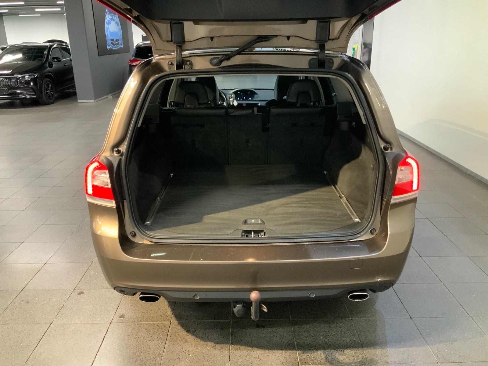 Volvo V70 (5/8)