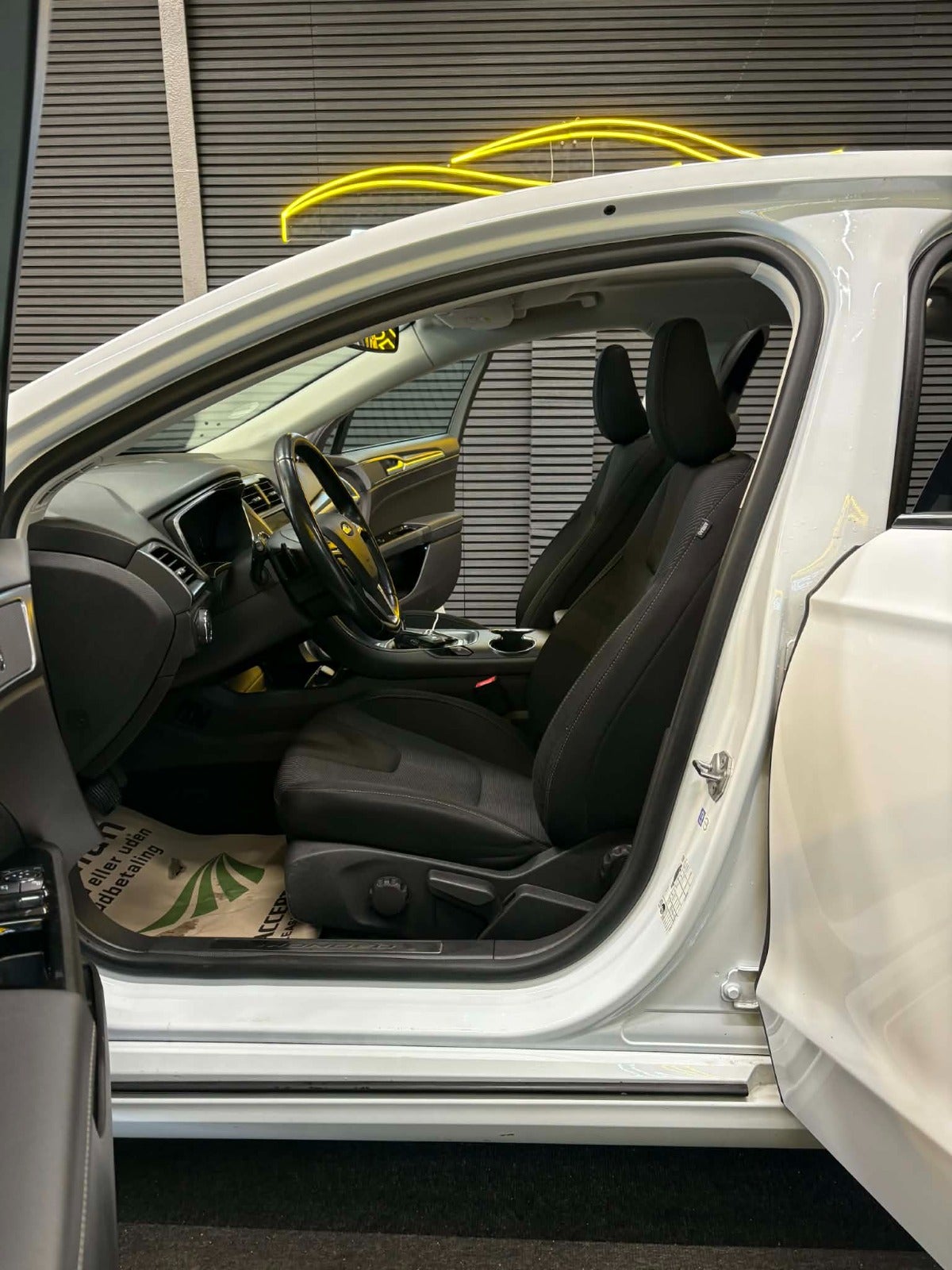 Billede af Ford Mondeo 2,0 TDCi 180 Titanium aut.