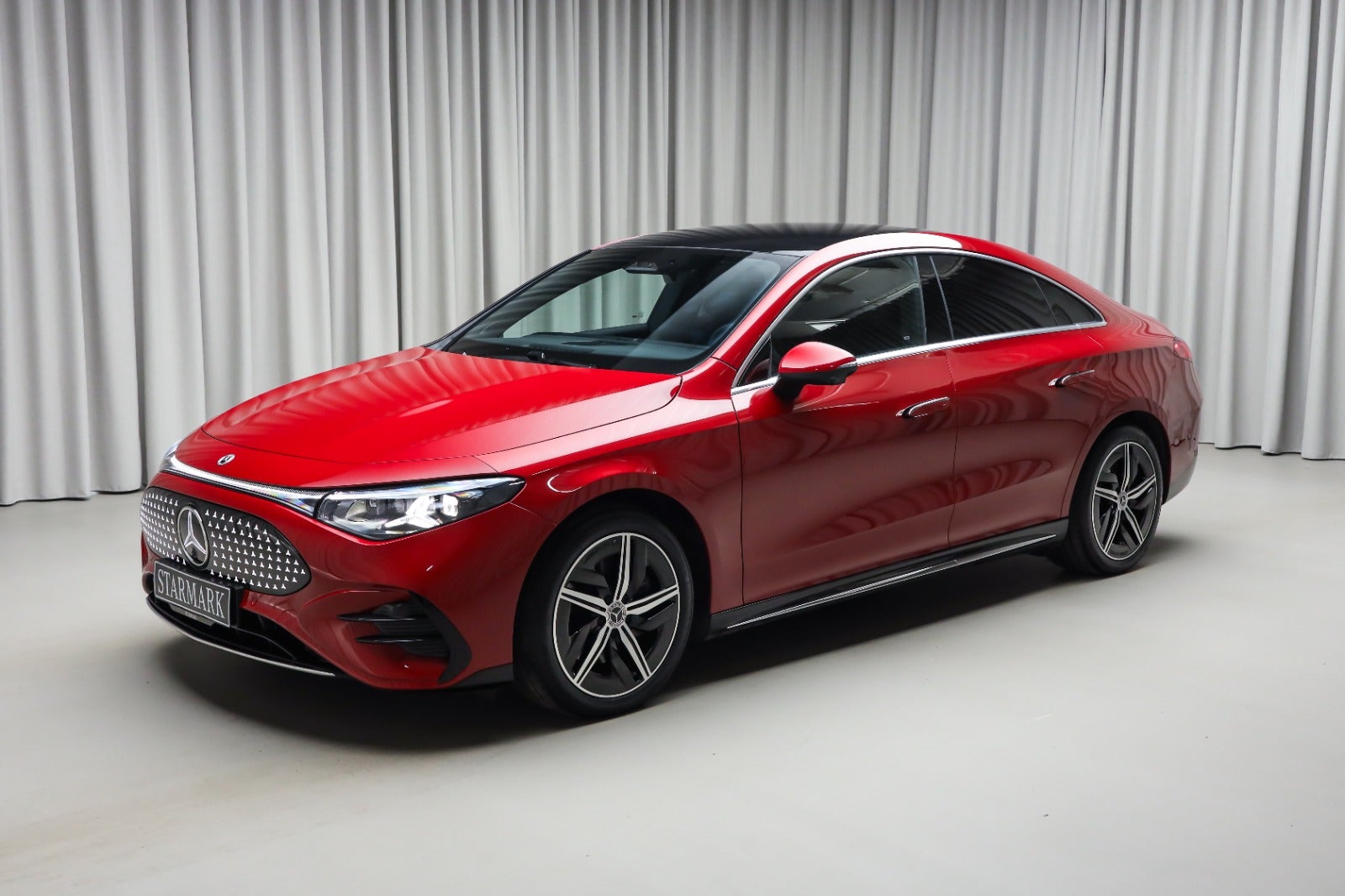 Mercedes-Benz CLA 250+ (1/8)