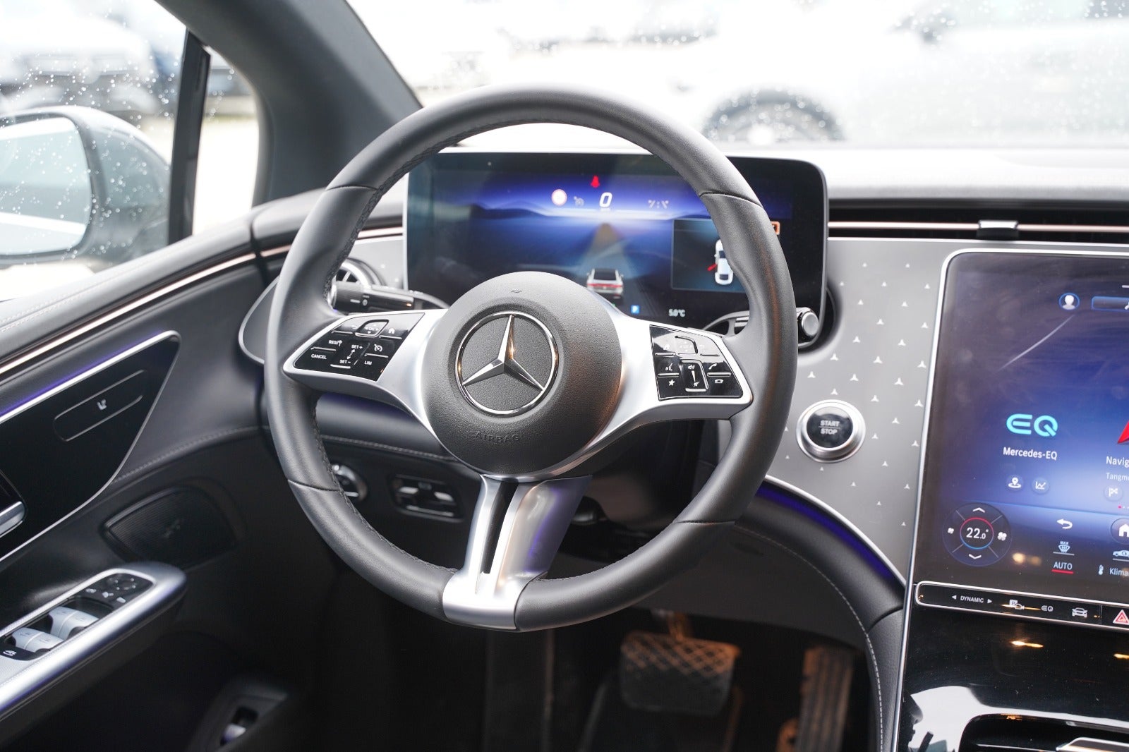 Billede af Mercedes EQE350+  Electric Art