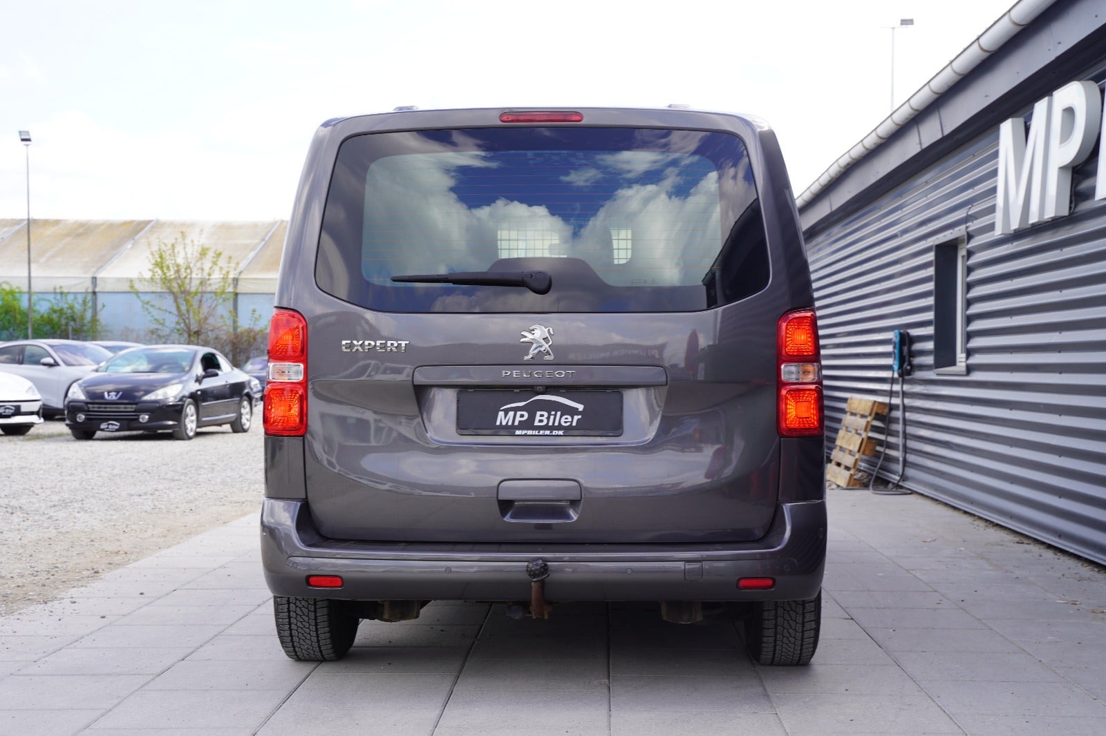 Billede af Peugeot Expert 2,0 BlueHDi 177 L2 Premium EAT8 Van