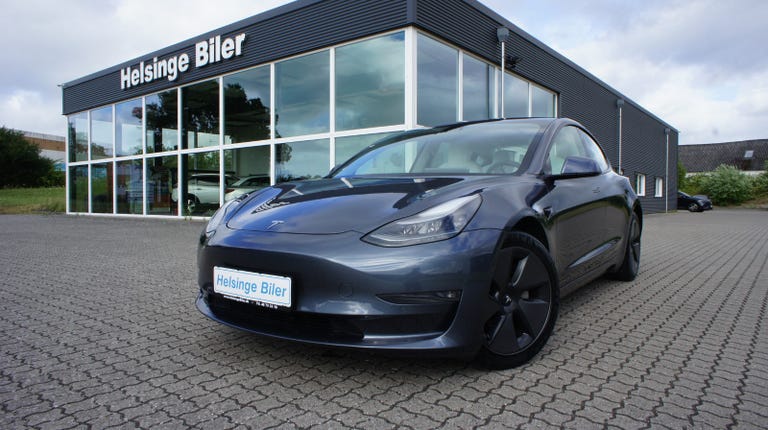 Tesla Model 3 Long Range AWD