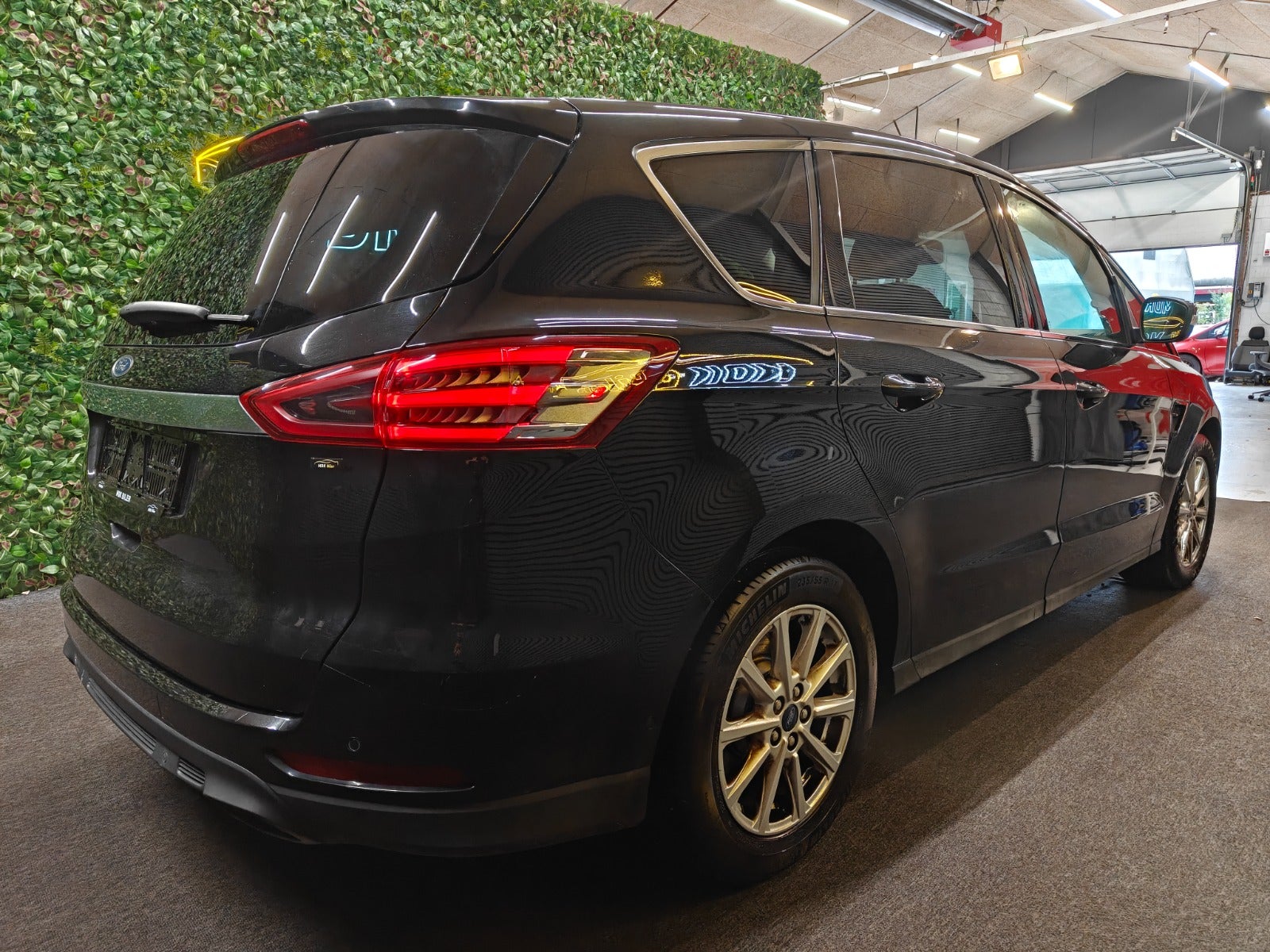 Billede af Ford S-MAX 2,0 SCTi 240 Titanium aut. 7prs