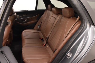 Mercedes E300 de AMG Line stc. aut. 4Matic