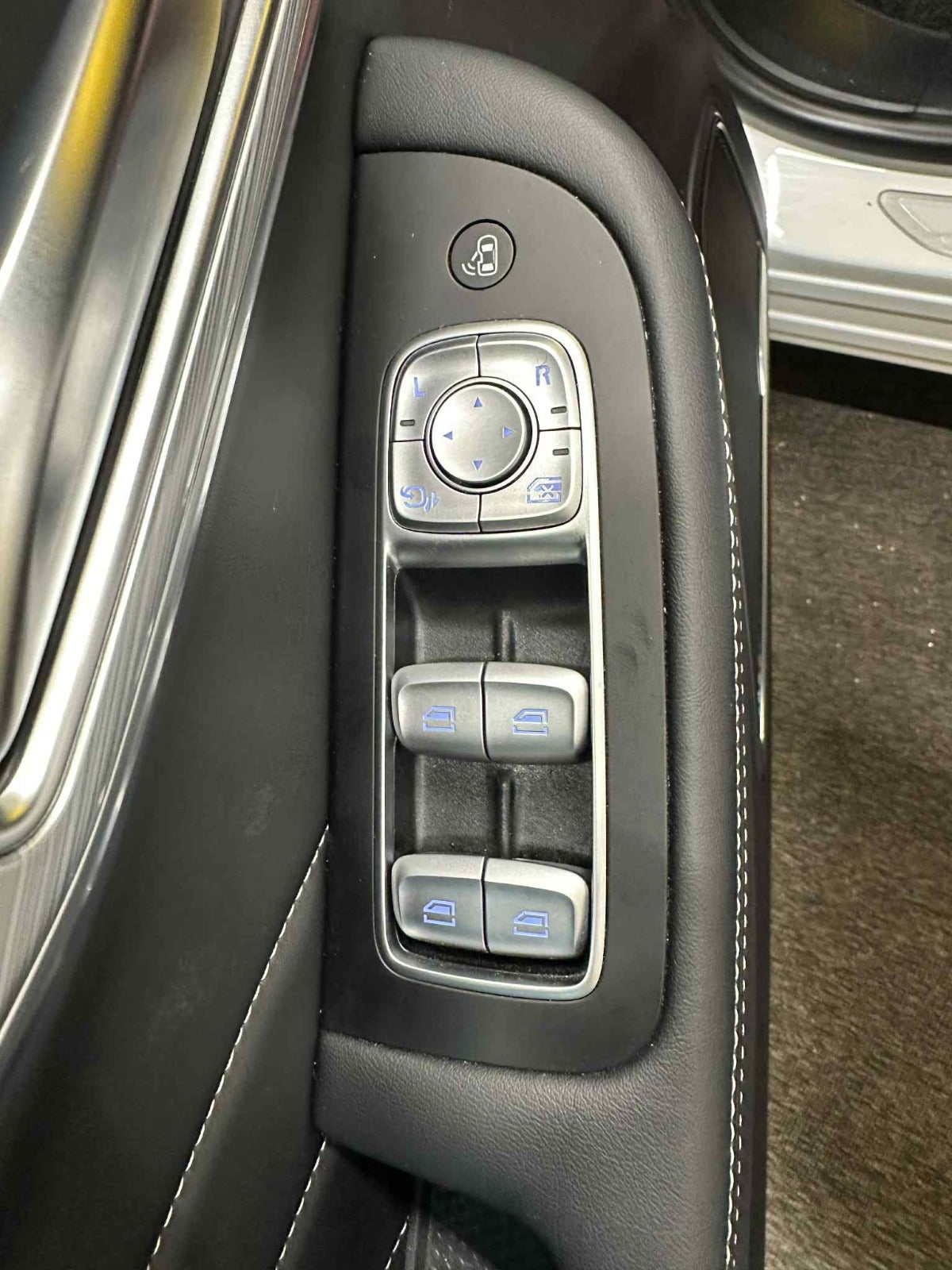 Billede af MG Marvel R  Luxury