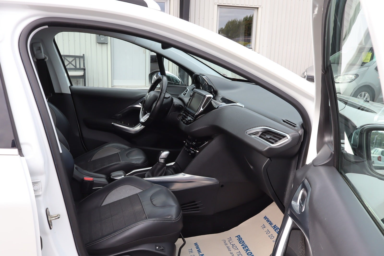 Billede af Peugeot 2008 1,2 VTi 82 Allure