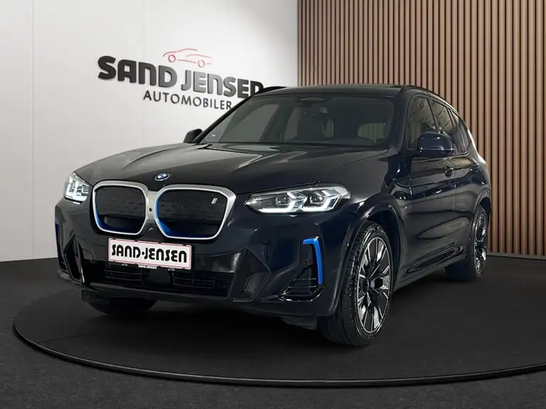BMW iX3 Charged Plus M-Sport
