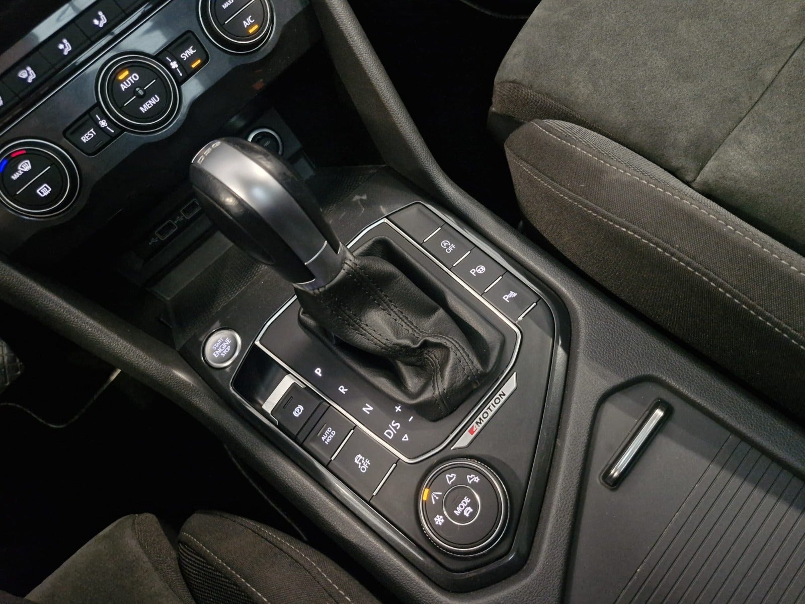 Billede af VW Tiguan Allspace 2,0 TSi 220 Highline DSG 4Motion 7prs