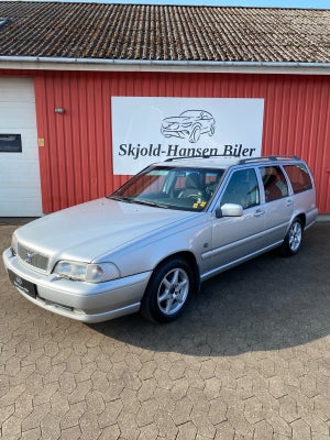 Volvo V70 2,4 140 aut. 5d
