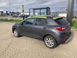 Kia Stonic T-GDi Advance Intro