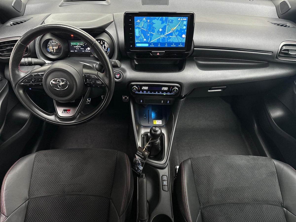 Toyota Yaris GR Sport billede 4