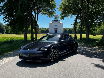 Porsche Taycan 4  Performance+ Cross Turismo 5d