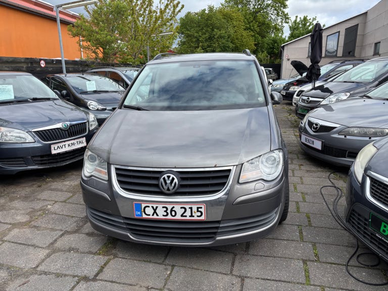 VW Touran TDi 105 Trendline DSG 7prs