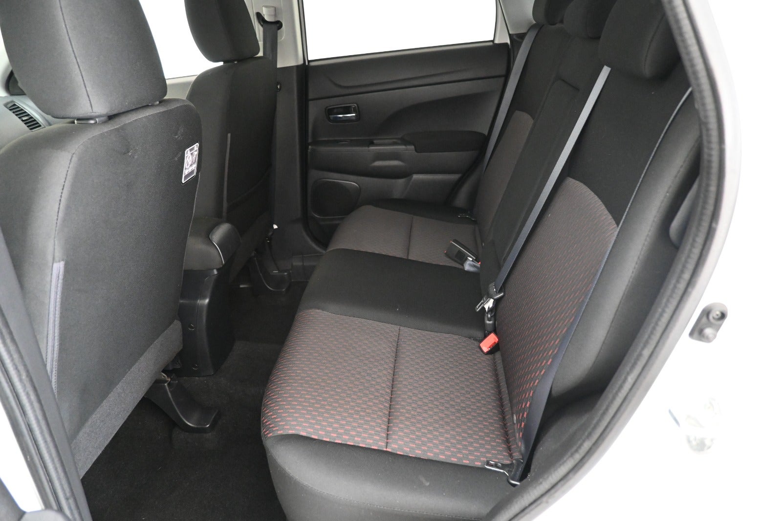 Mitsubishi ASX Invite