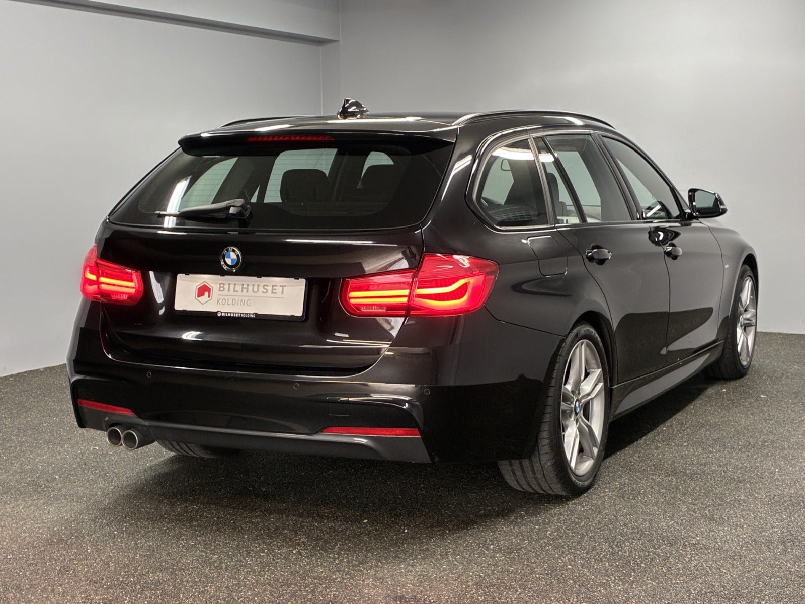 Billede af BMW 320d 2,0 Touring M-Sport aut.